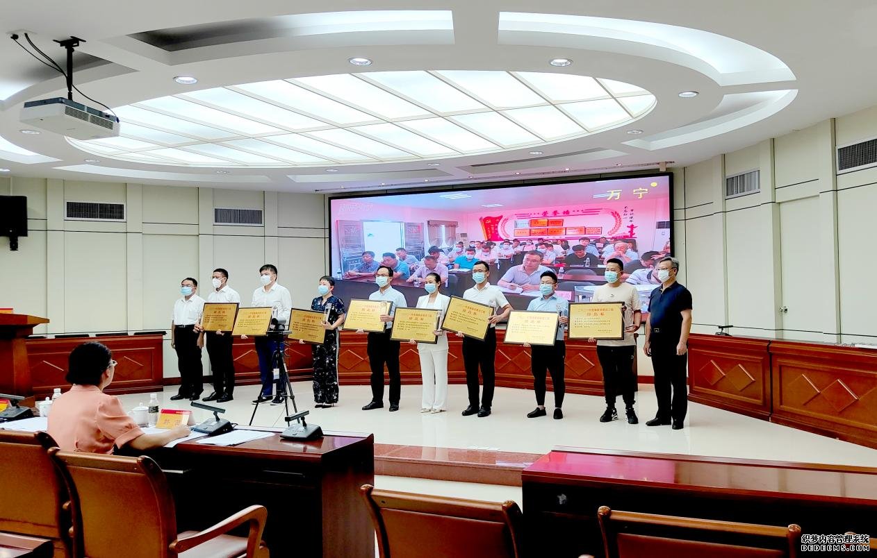 山西建投四建集团首获“绿岛杯”并蒂结双花