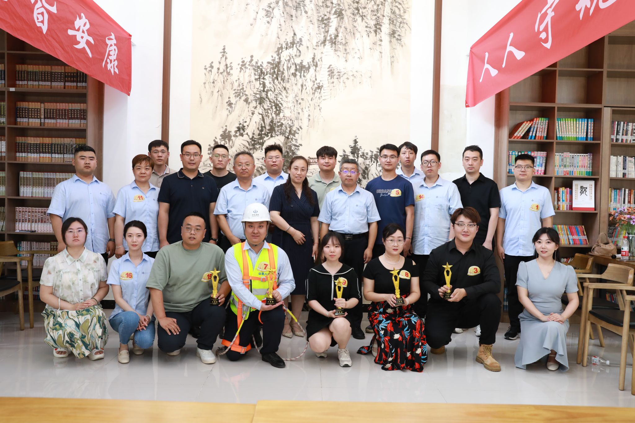 山西建投八建集团举办“中国梦·劳动美——人人守规范，，，，，，，处处皆安康”主题演讲比赛