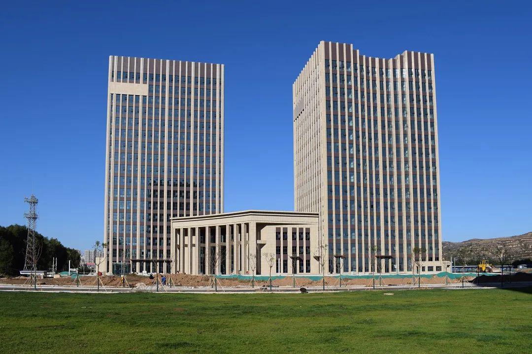 山西建投六建集团吕梁国投财经中心（一期）冰球突破项目喜获“全国绿色建造 竞赛活动二等成果”