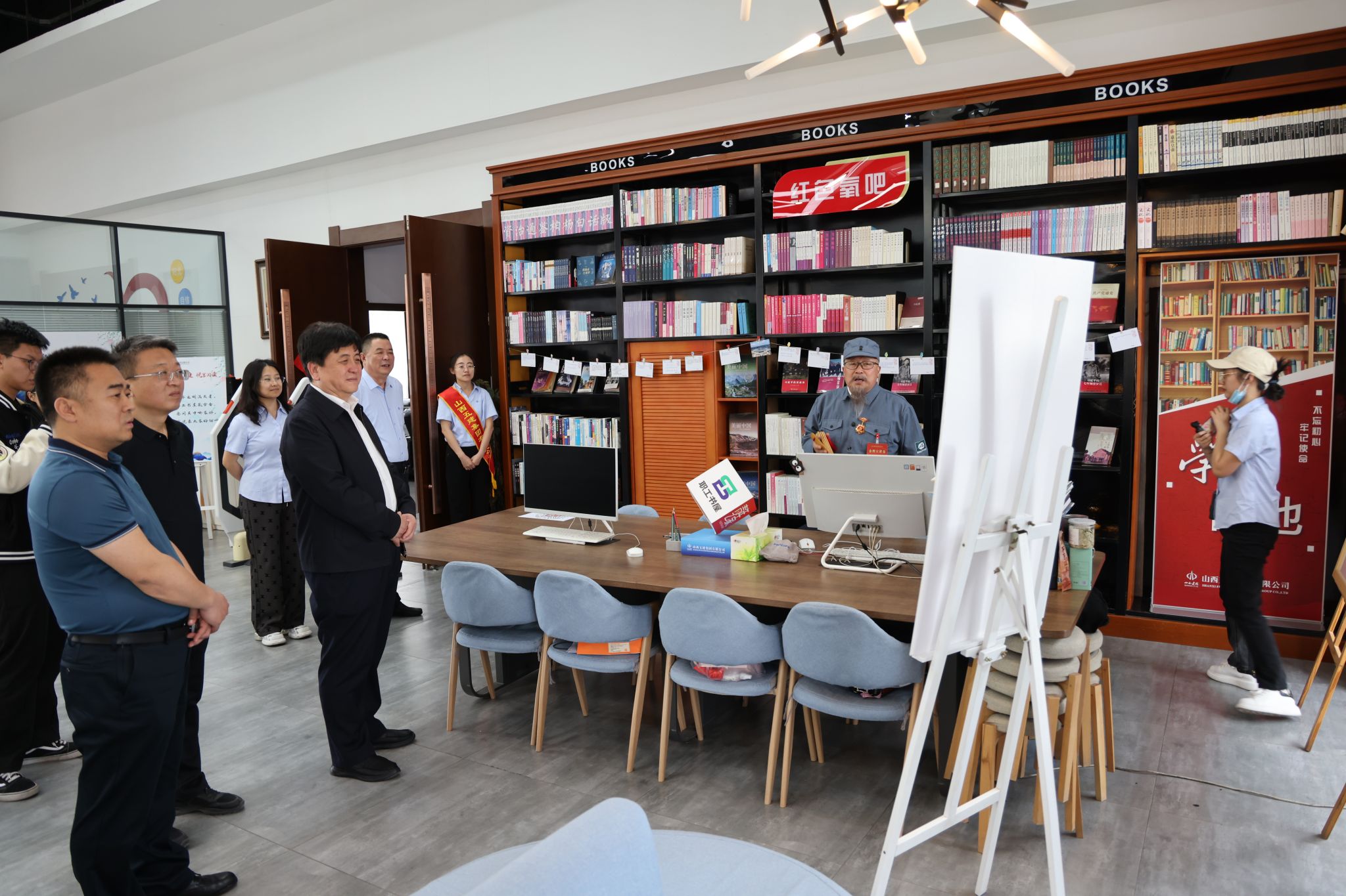 山西省工会职工书屋冰球突破现场推进会走进山西建投五建集团