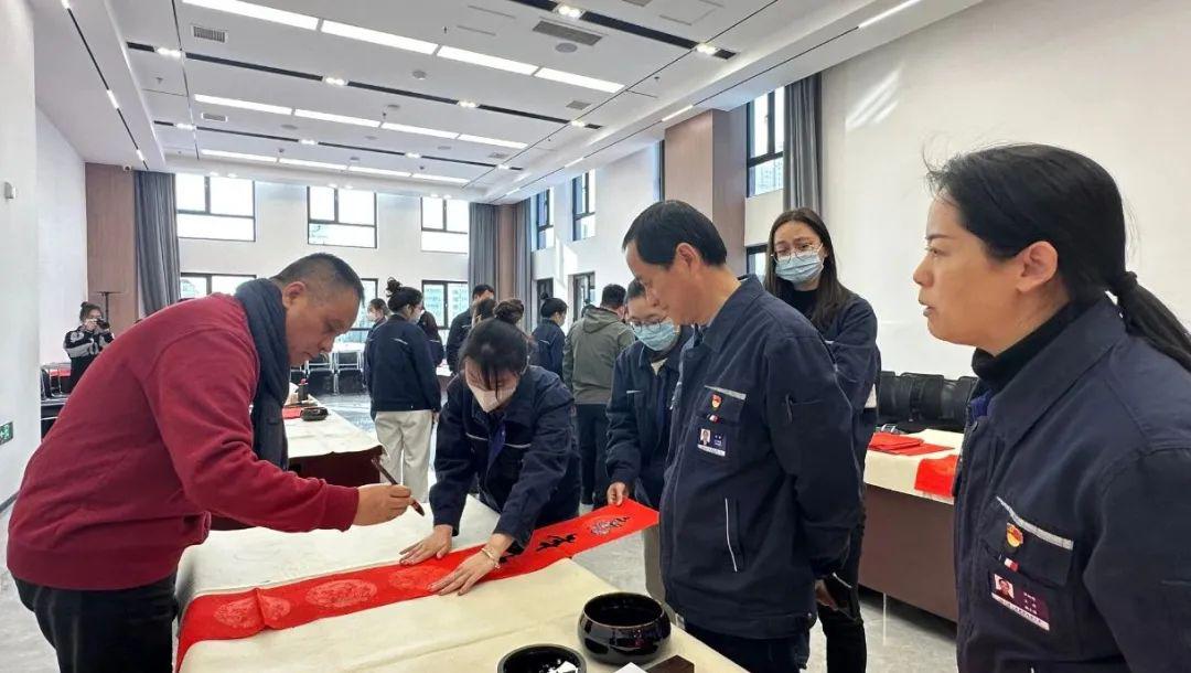 冰球突破-冰球电游豪华版_MG冰球游戏